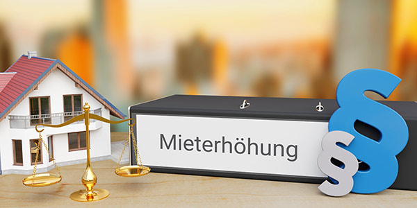 Ordner mit Aufschrift Mieterhöhung - Mietrecht Berlin